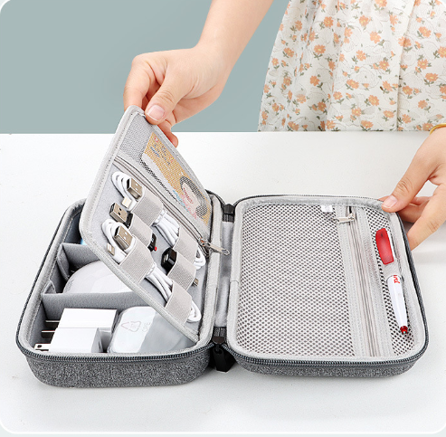 กระเป๋าใส่ของอิเล็กทรอนิกส์แบบ - Tech Accessories Hard Case บทวิจารณ์และราคา