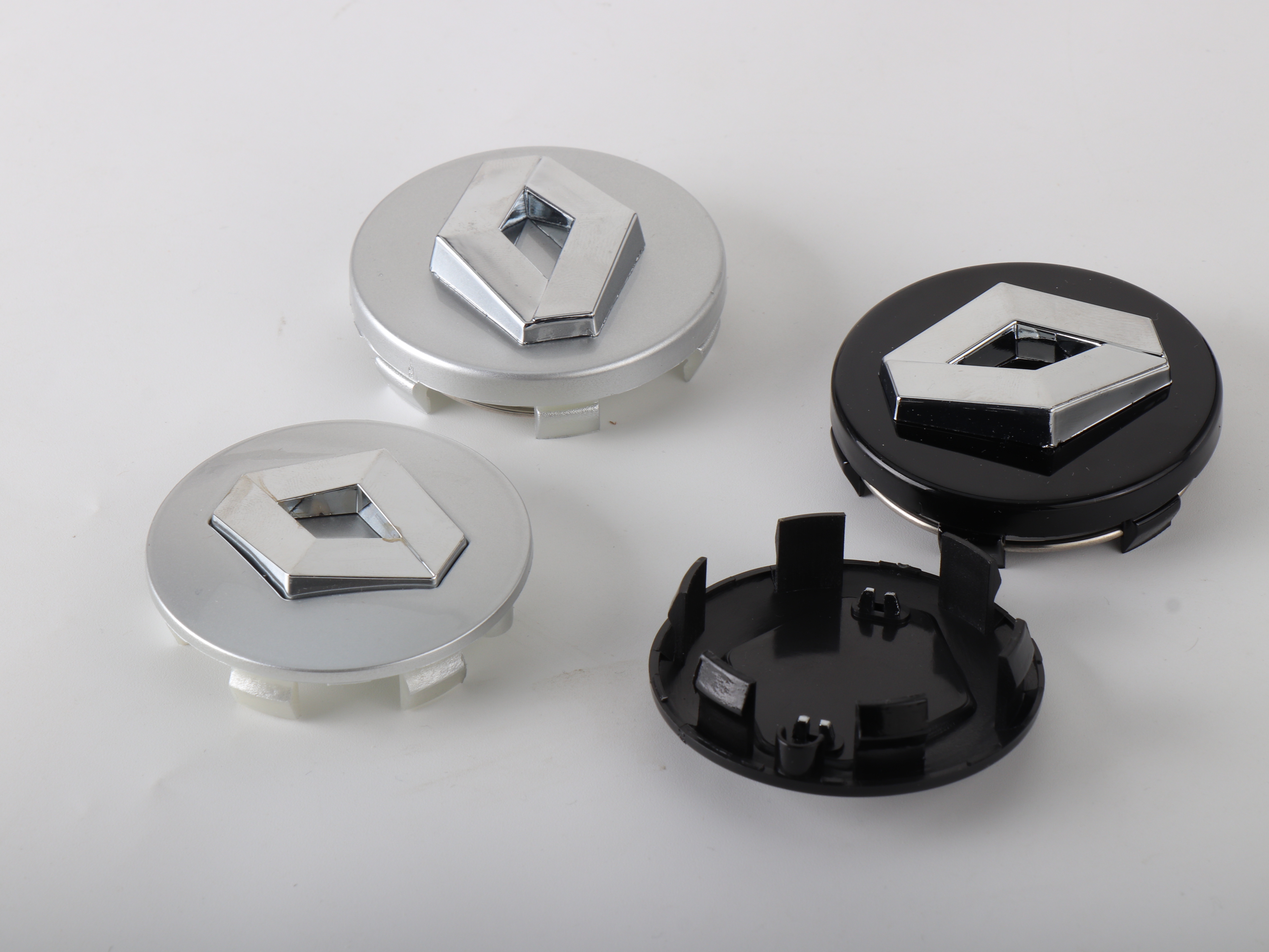 ฝาครอบดุมล้อรถยนต์ 4 ชิ้น ขนาด - Tech Accessories Dacia บทวิจารณ์และราคา